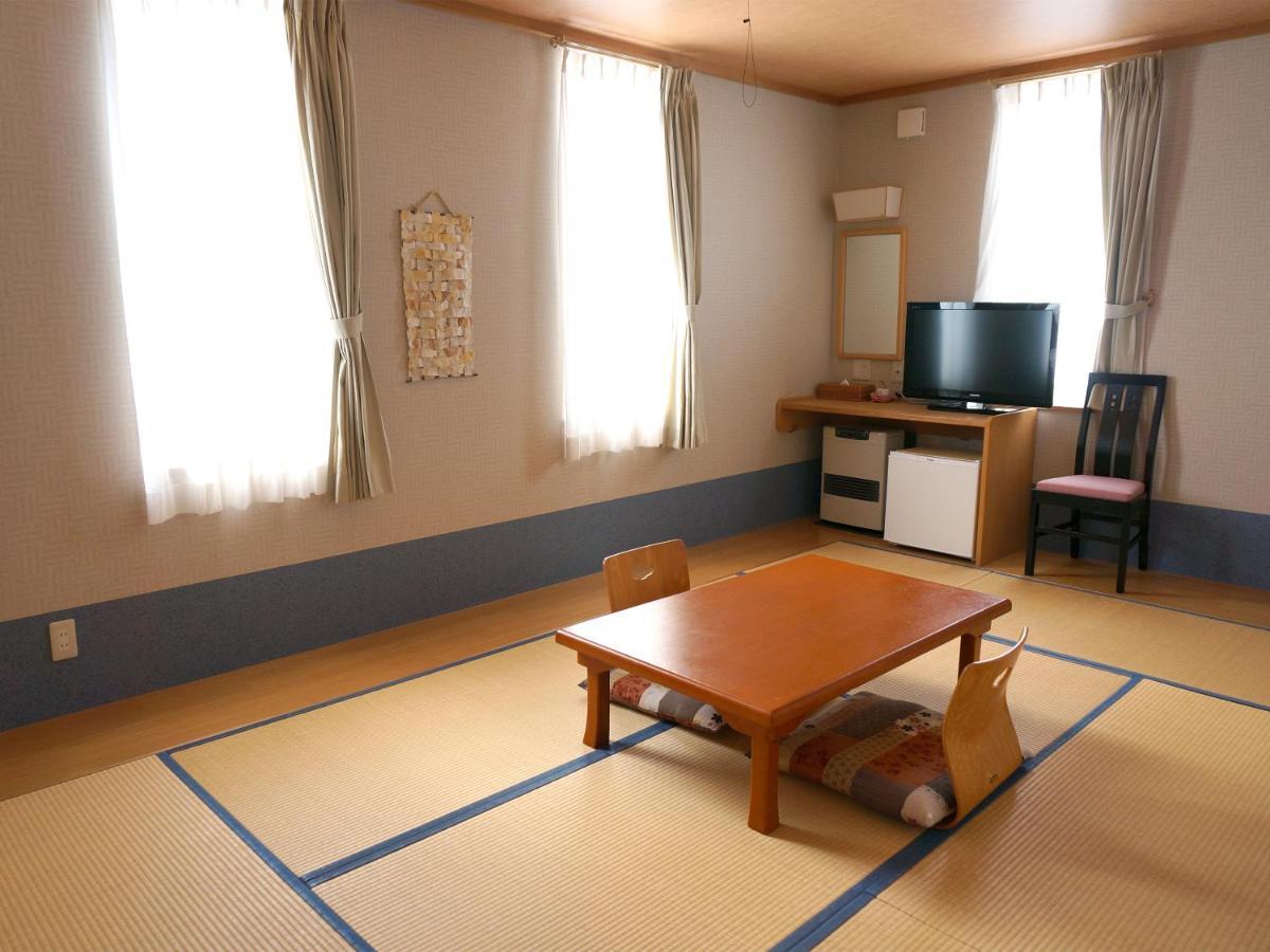 Petit Hotel Blaneneige Nakafurano Eksteriør bilde